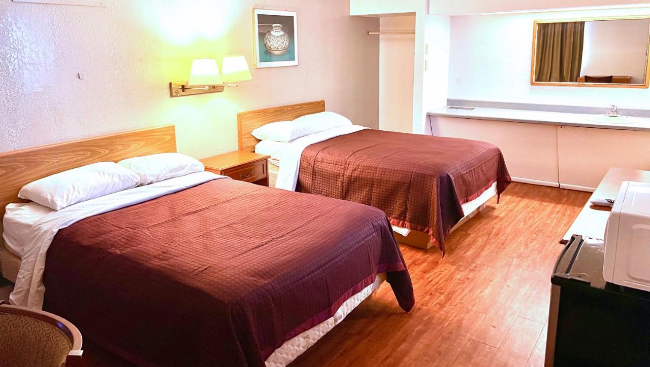 Thunderbird Motel Hillsboro Buitenkant foto