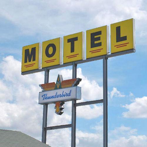 Thunderbird Motel Hillsboro Buitenkant foto