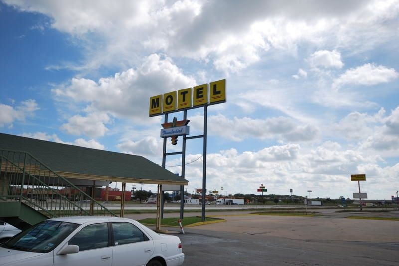 Thunderbird Motel Hillsboro Buitenkant foto